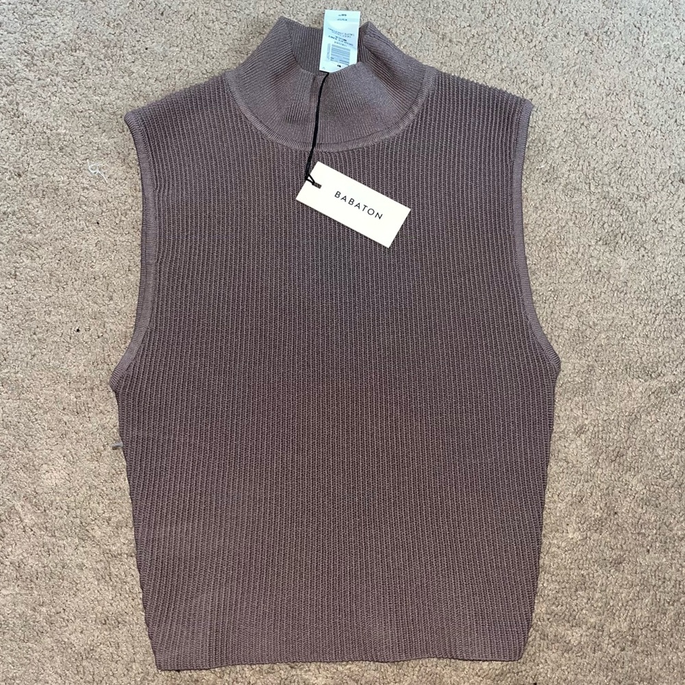 Aritzia Babaton Sculpt Knit Mock neck top